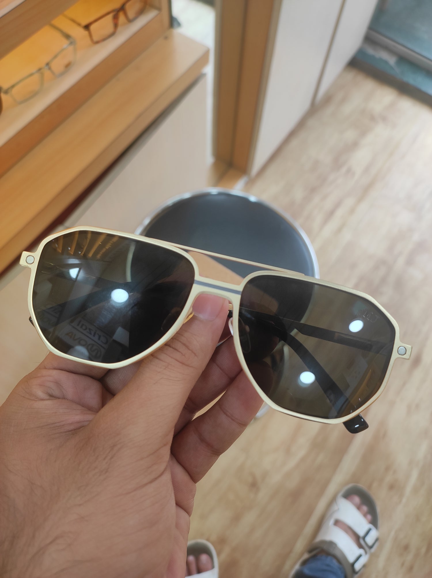 Golden Aviator shape Full titanium frame 3 in 1 clip on best for day and night drive