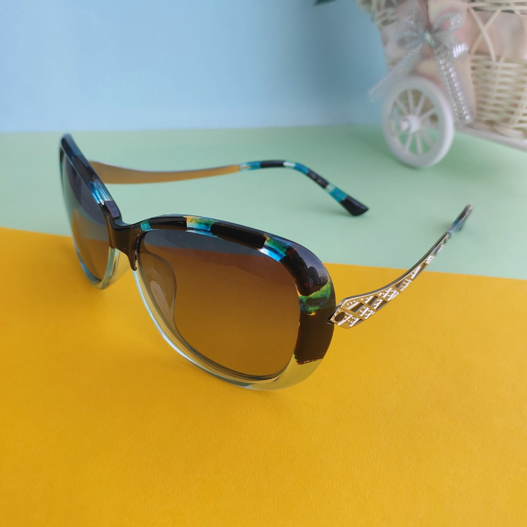 Blue print polarized sunglasses for women | 100% UV protection