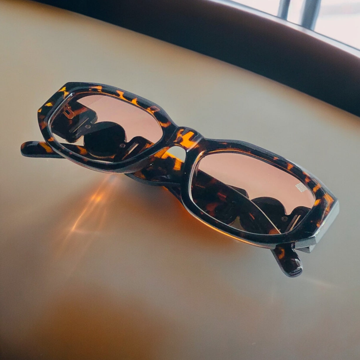 Tiger print VINTAGE RECTANGULAR SUNGLASSES thick side design