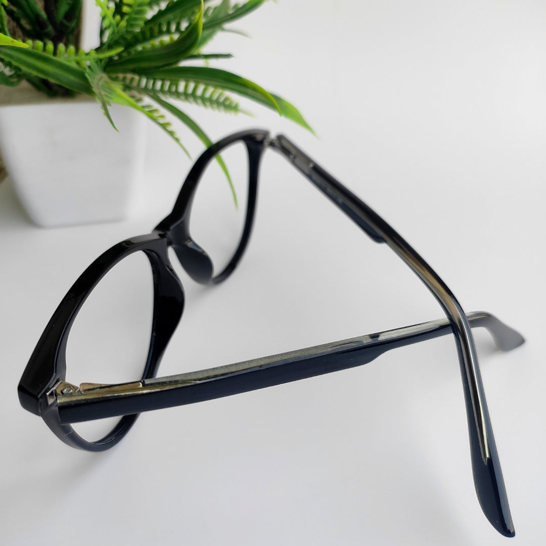 Sheet cat eye black frame for women